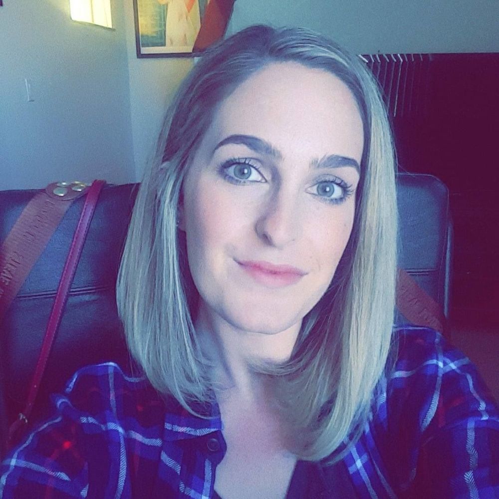 Meet your Posher, Amelia